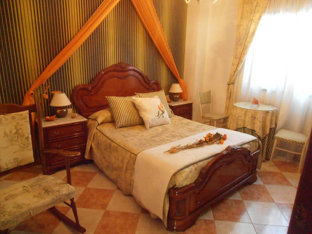 Alojamiento Rural Torre Hueca Hotel Pinos Puente Bilik gambar