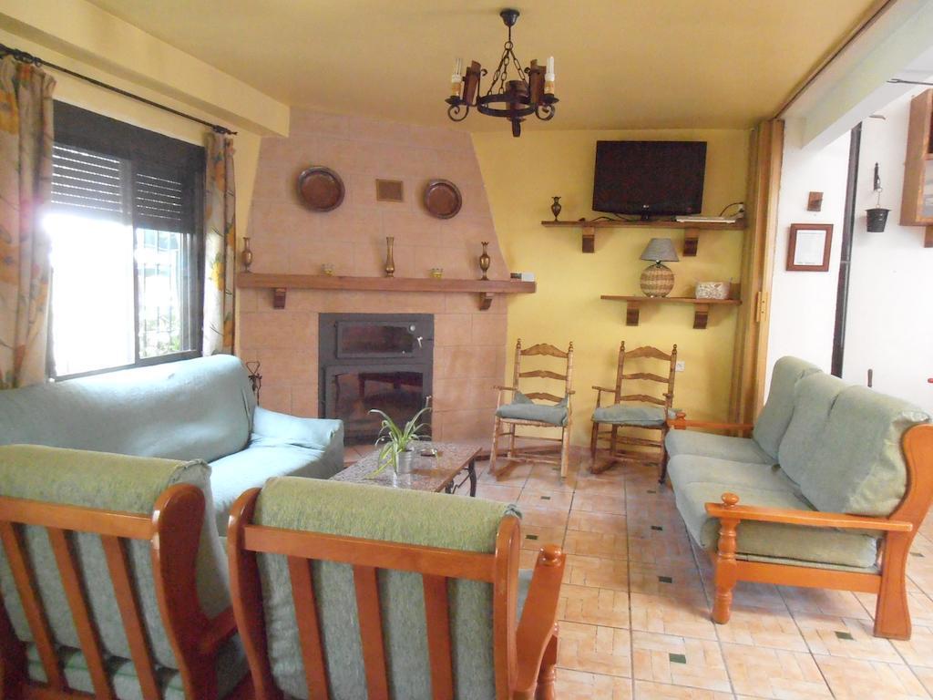 Alojamiento Rural Torre Hueca Hotel Pinos Puente Bilik gambar